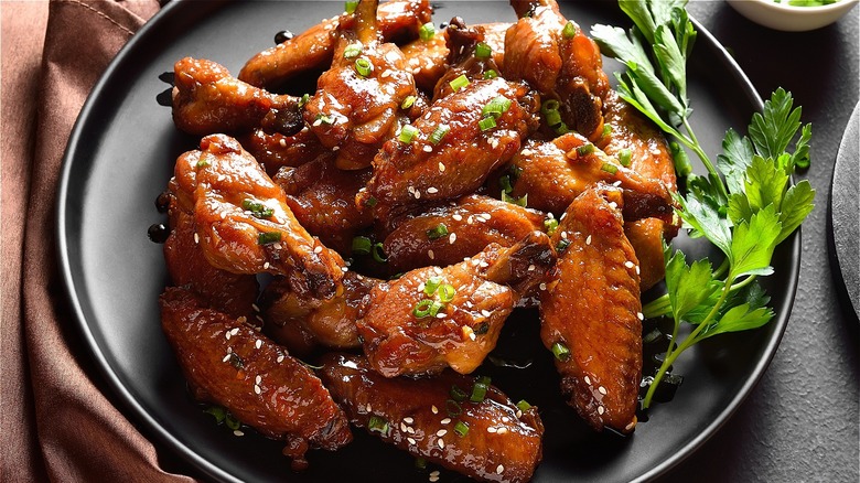 Fried chicken wings