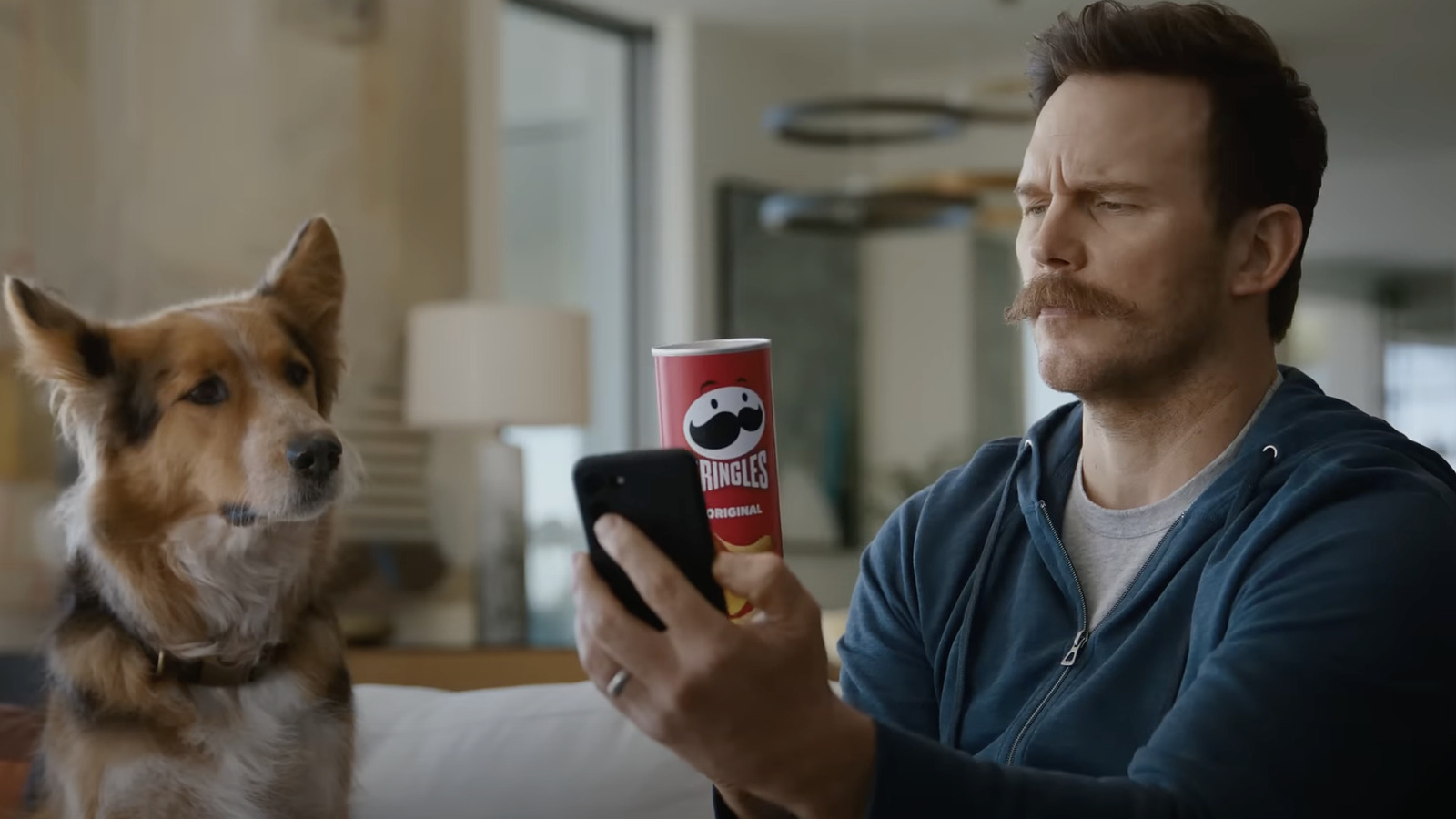The Pringles Cashier Is The Only Funny One In Chris Pratt's Super Bowl 2024 Ad