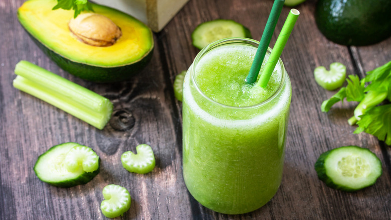 Cucumber avocado smoothie