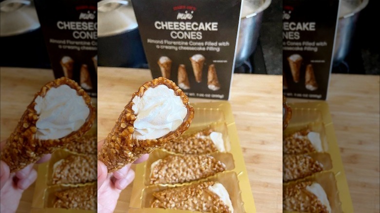 trader joe's mini cheesecake-flavored ice cream cones