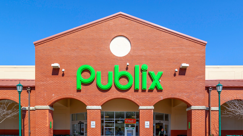 Publix exterior