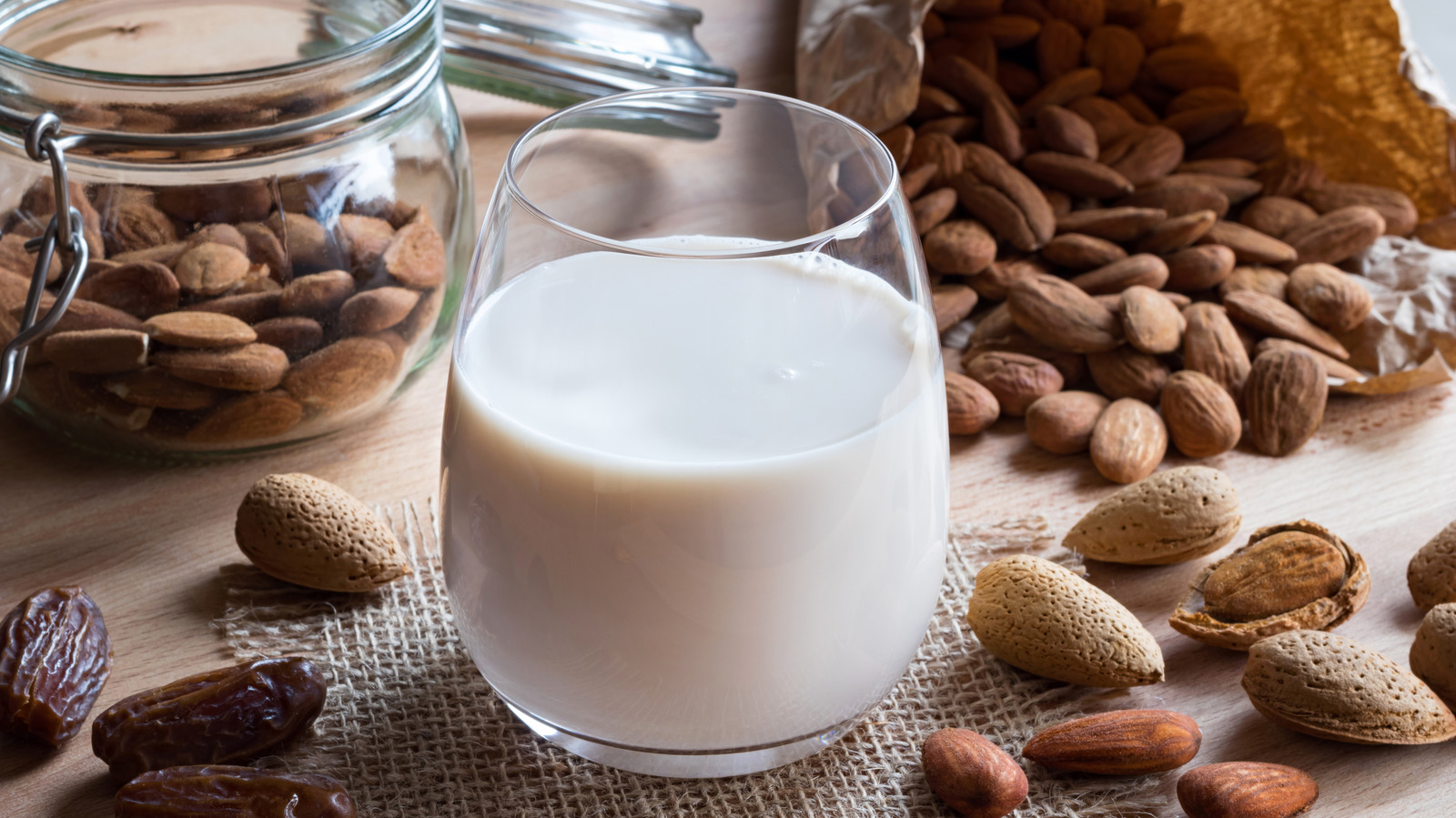 The Real Difference Between Almond Milk And Coconut Milk