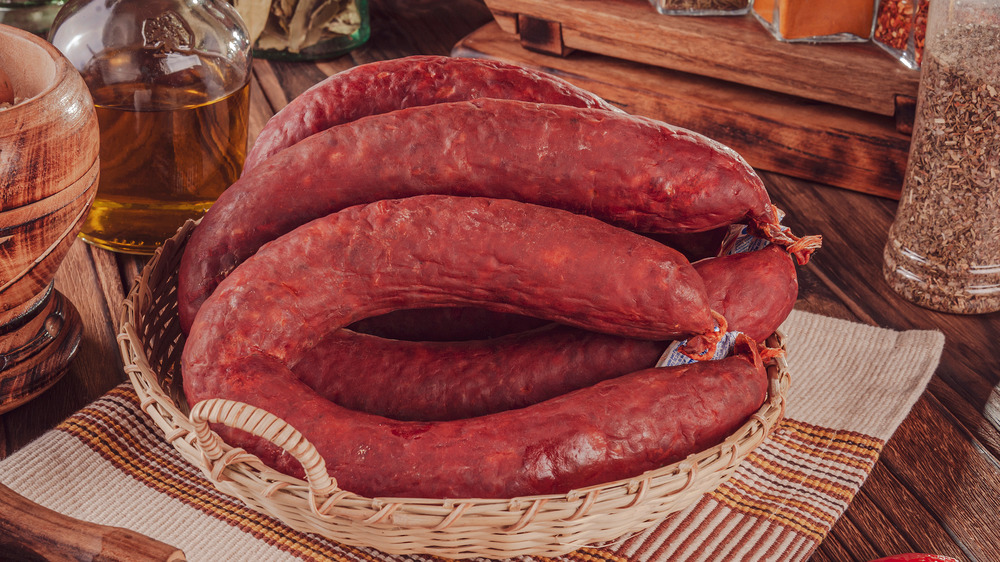 The Real Difference Between Chorizo And Linguiça