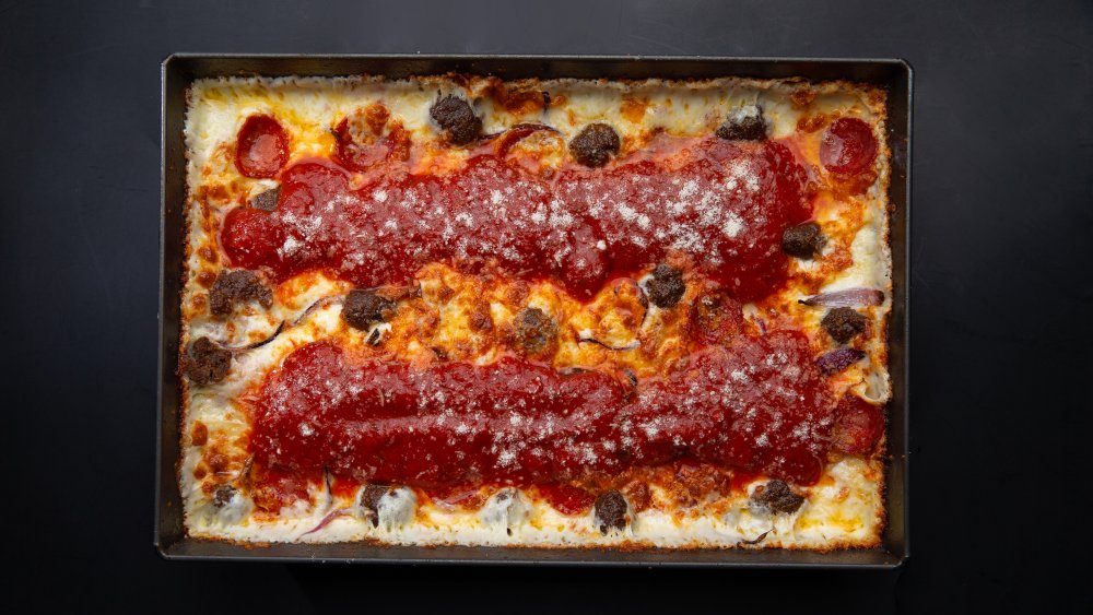 Detroit-style pizza