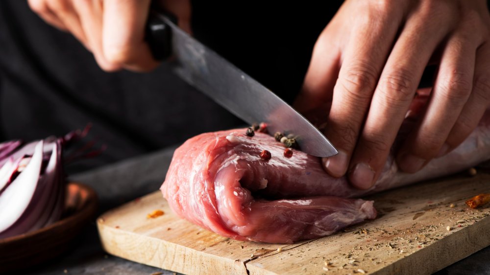Cutting a pork loin
