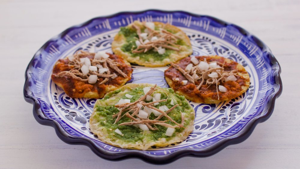 A plate of chalupas