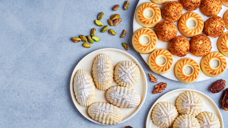 Maamoul cookies with dates and pistachios