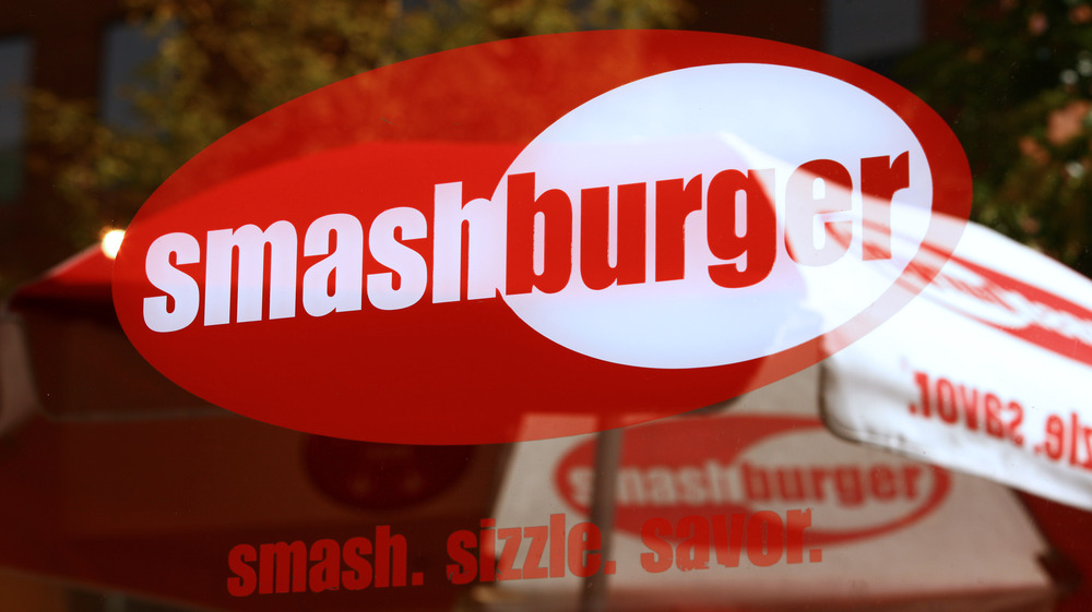 Smashburger sign