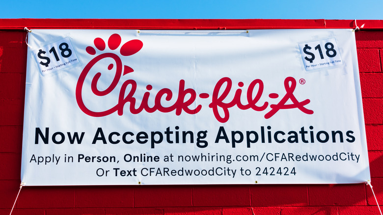 Banner offering far more than minimum wage at a California location