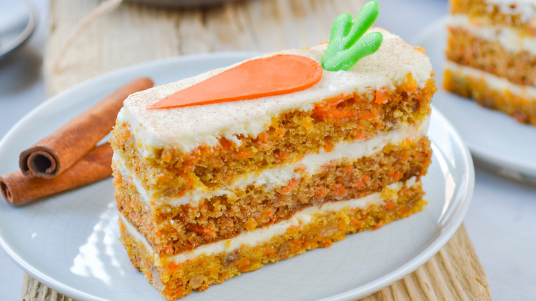 Slice of carrot cake with icing