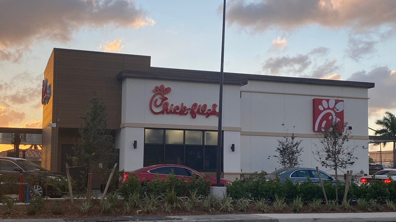 Exterior of Chik-Fil-A outlet at sunset
