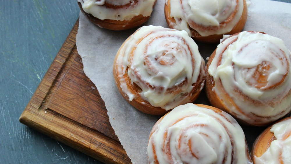 Platter of iced cinnamon rolls