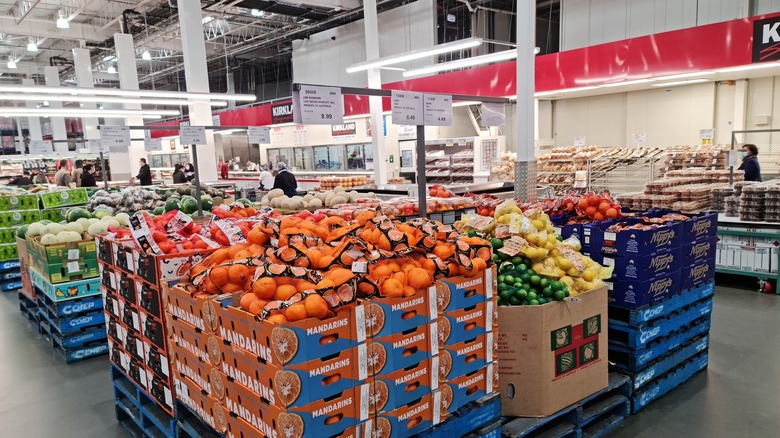 produce section at Costco warehouse