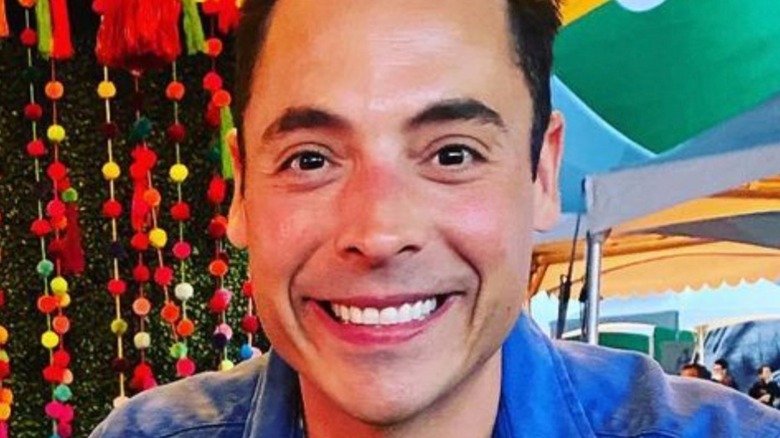 Jeff Mauro posing