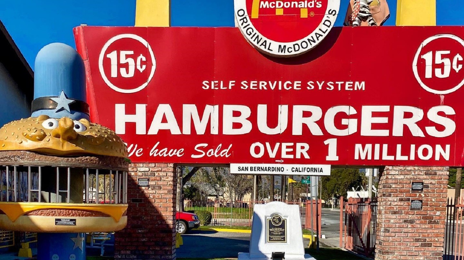 The Real Reason Mcdonald S Got Rid Of The Supersized vrogue.co