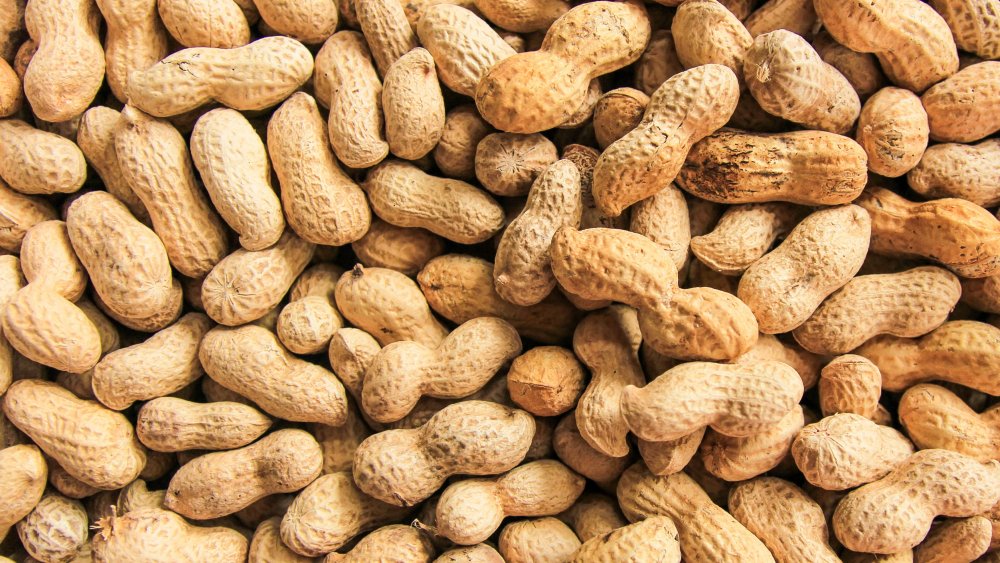 A pile of peanuts