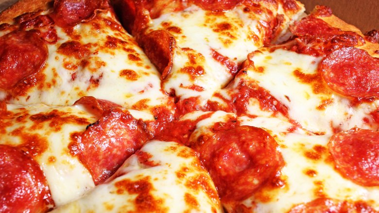 How Pizza Hut stopped innovating its pizza and fell behind