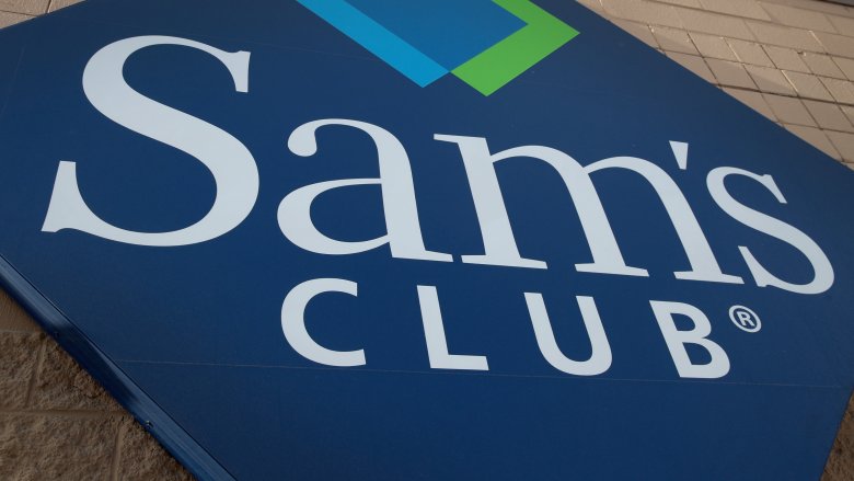 Sam's Club sign