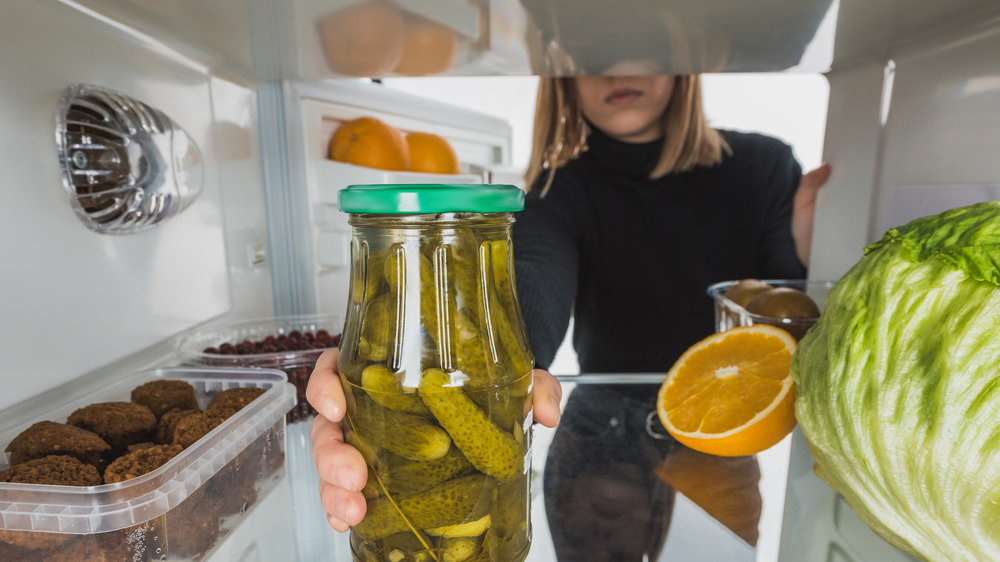 Refrigerated pickles