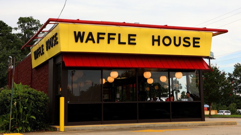 Waffle House storefront