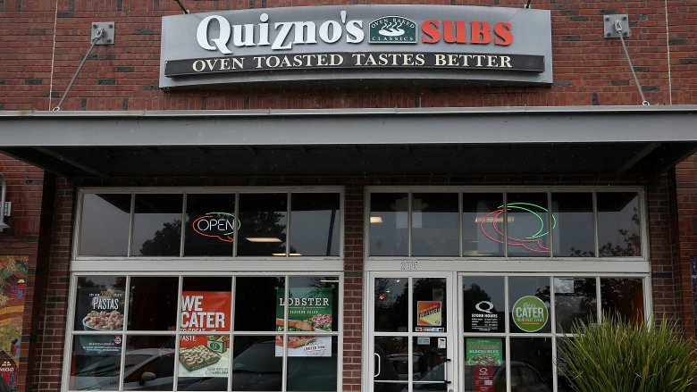 quiznos storefront