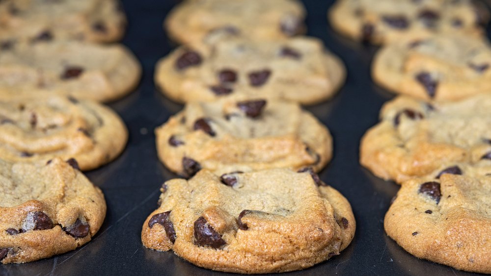 The USA Pan Baking Sheet Keeps Cookies from Sticking to the Pan