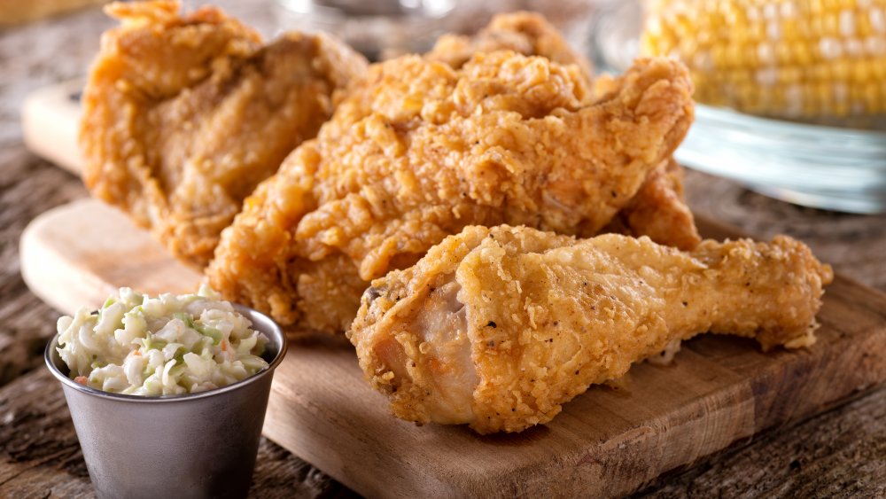 Fried chicken with traditional sides