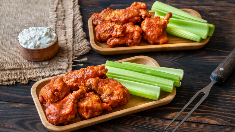 Buffalo wings with celery and blue cheese