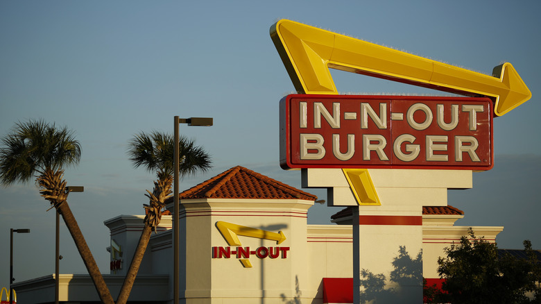 photo of an In-N-Out