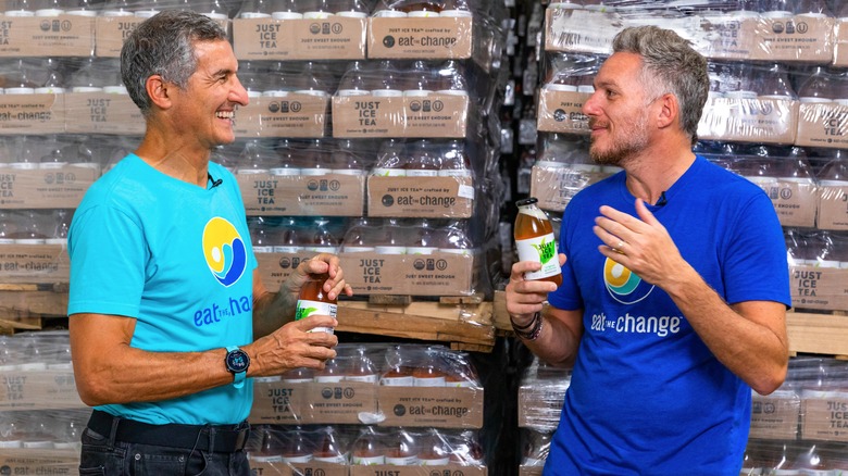 Seth Goldman and Chef Spike Mendelsohn with Just Ice Tea