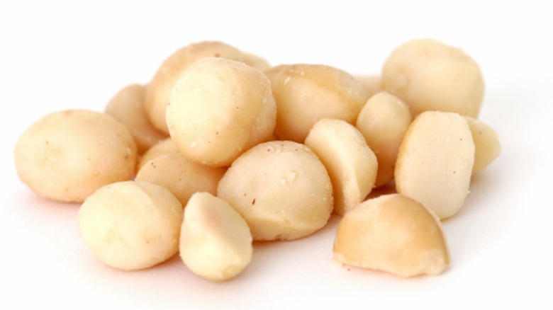 handful of Macadamia nuts