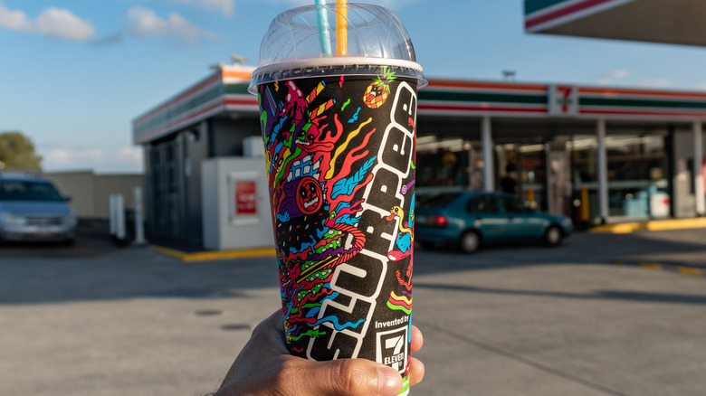 7-Eleven Slurpee cup