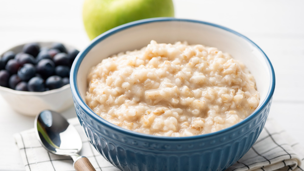 Bowl of oatmeal