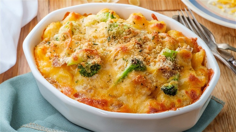 Cheesy broccoli casserole