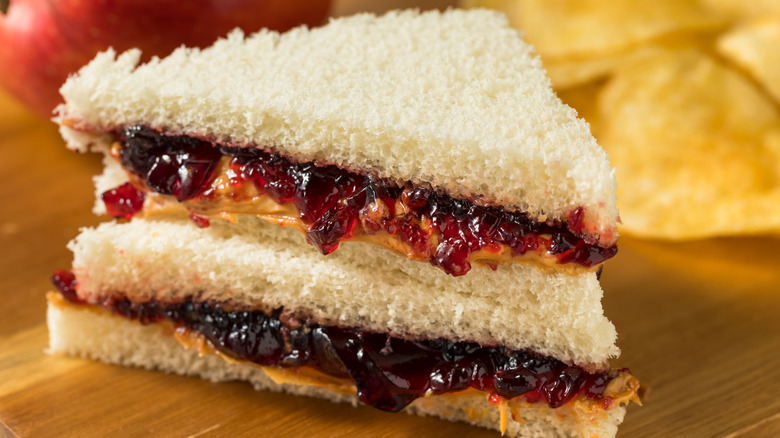 Crustless peanut butter and jelly sandwich