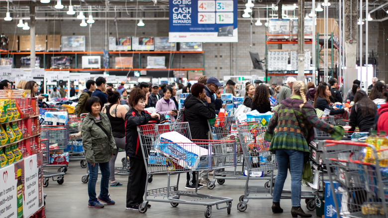 Costco shoppers