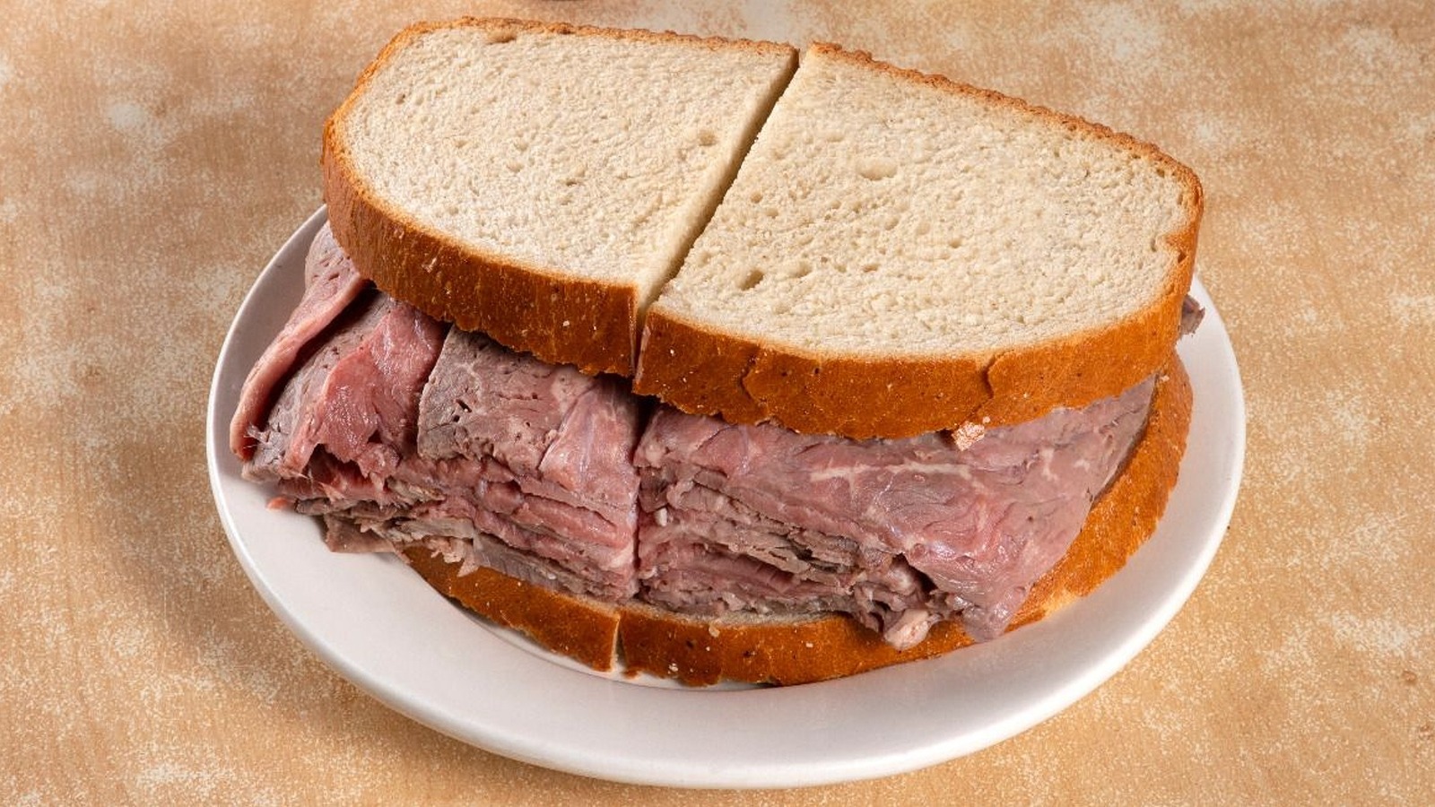 The Roast Beef Sandwich Mistake An Expert Avoids At All Costs