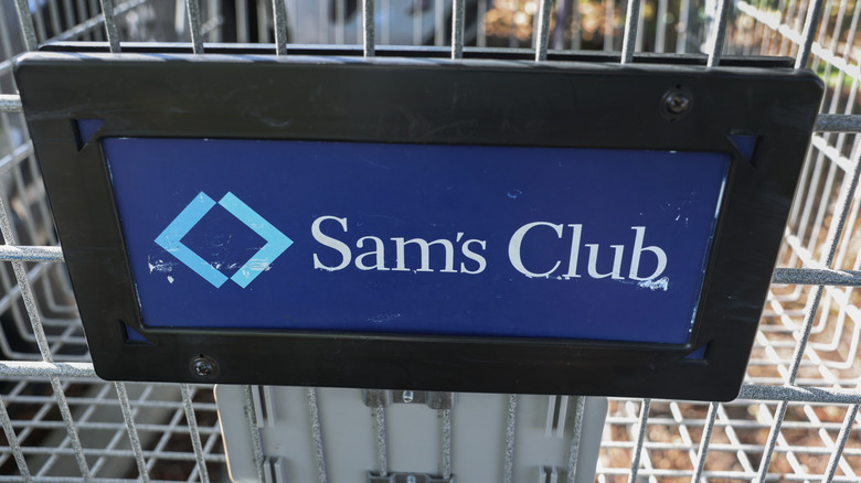 Sam's Club sign attached to grocery cart