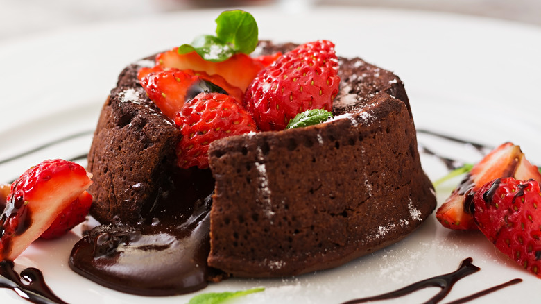 molten chocolate lava cake