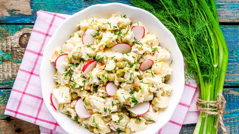 Potato salad with onions and radishes