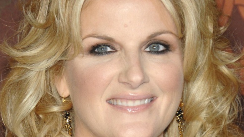 Close up of Trisha Yearwood