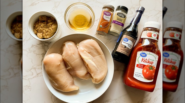 Slow cooker BBQ chicken ingredients