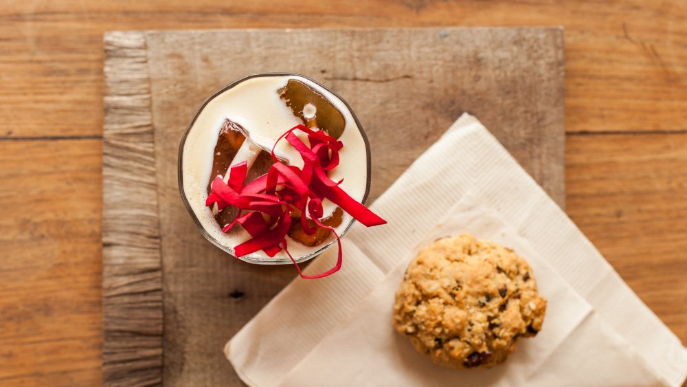 Iced coffee with rosewater and a scone