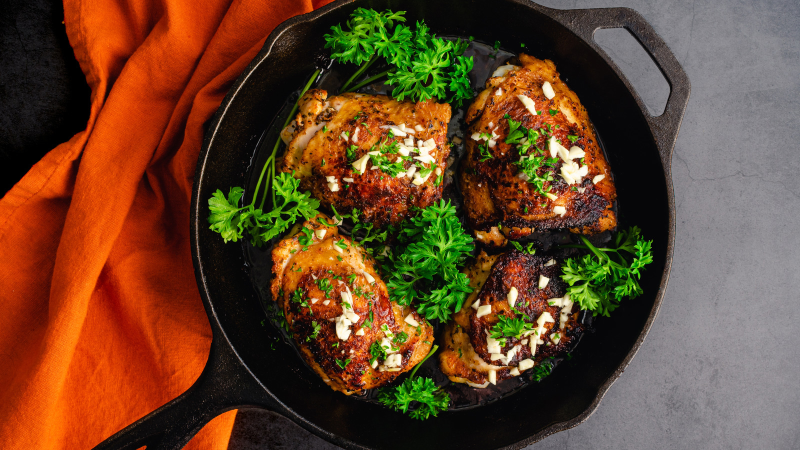 <a href="https://www.mashed.com/1720901/cold-pan-trick-seared-chicken/" target="_blank">The Secret To Better Seared Chicken Is Not What You’d Expect</a>