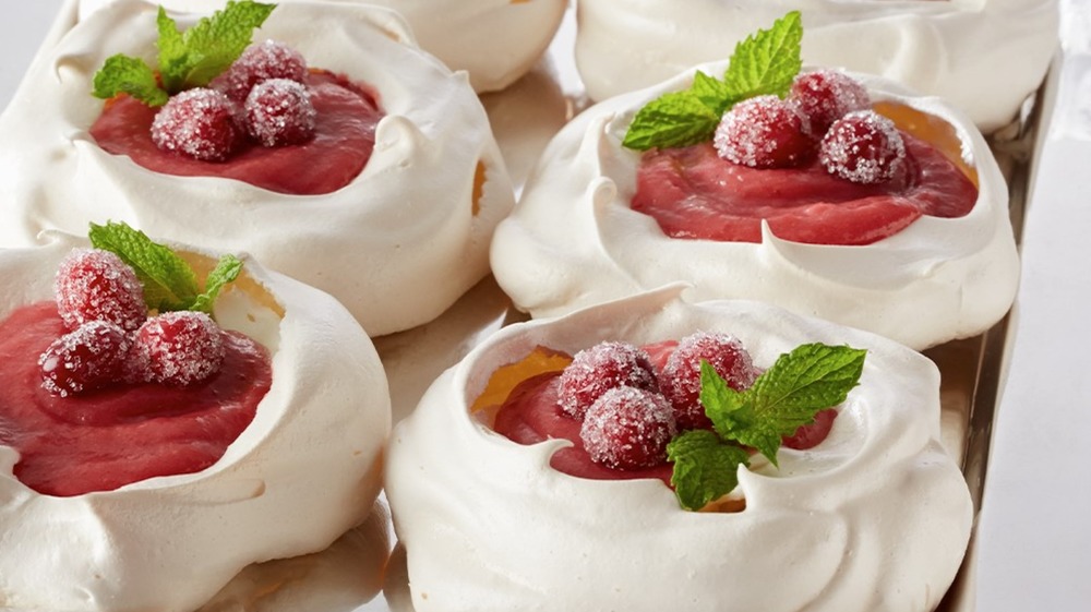 Mini pavlovas