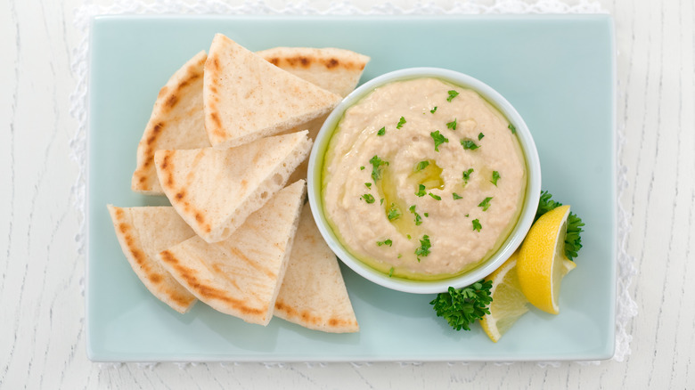 hummus with olive oil 