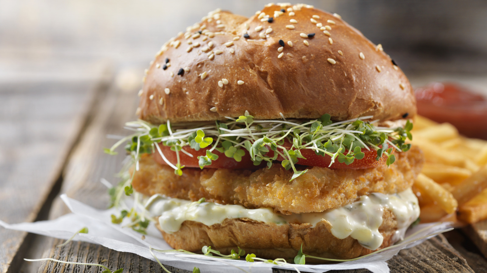 The Secrets To Making A Restaurant-Quality Fish Sandwich
