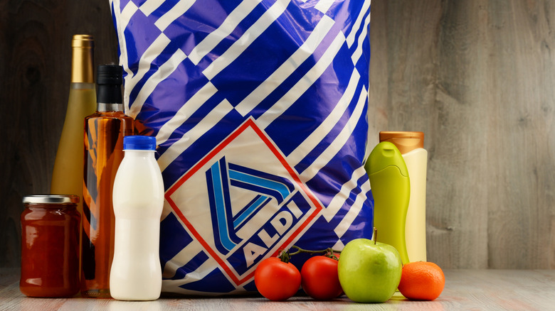 Alsi shopping bag and products