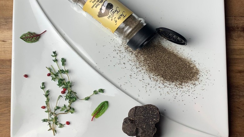 black truffle with truffle powder
