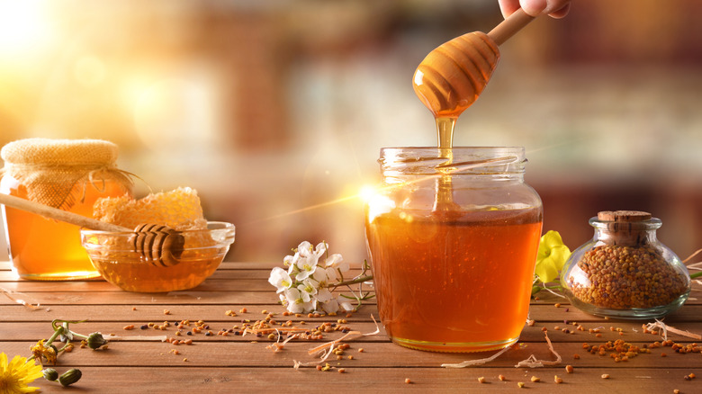 jars of honey products